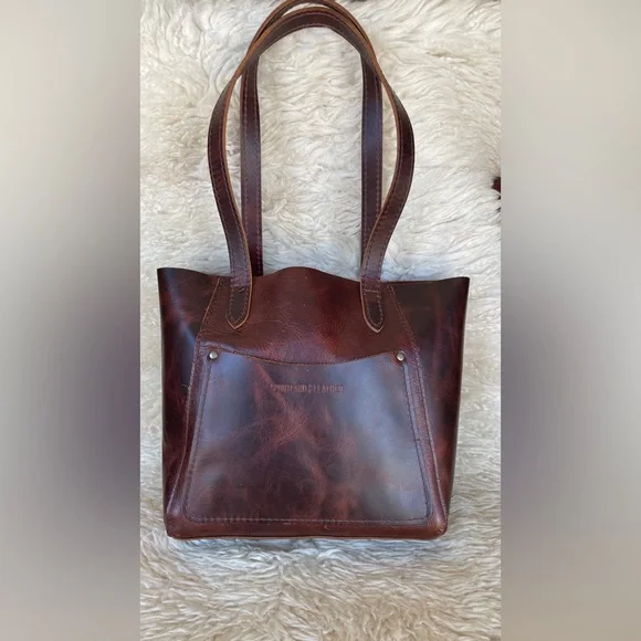 Portland Leather Juliette - Picture 1 of 4